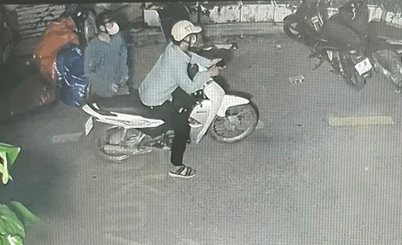 Hai đối tượng trộm xe