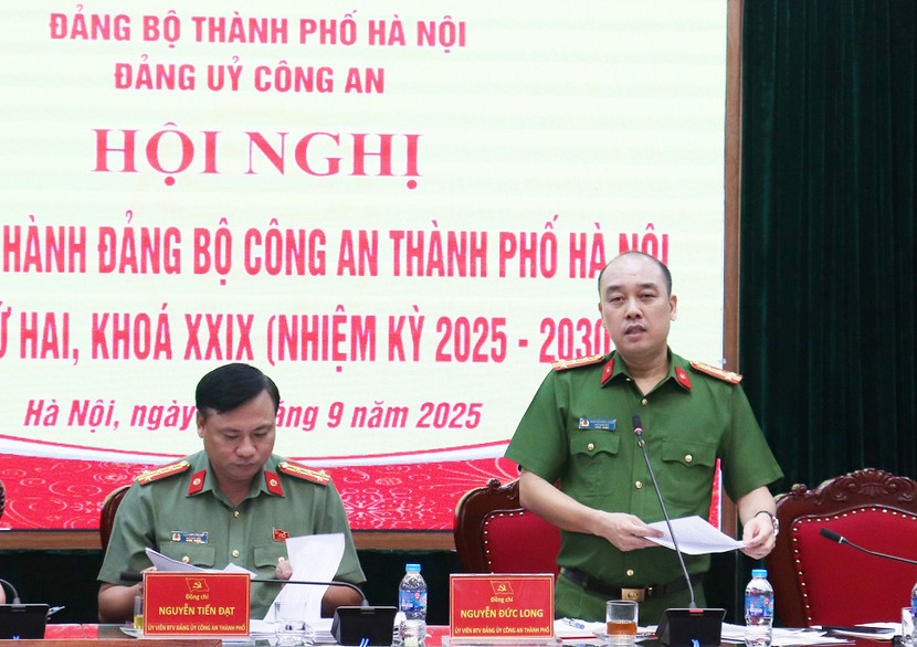 Đại tá Nguyễn Đức Long, Phó Giám đốc CATP phát biểu tại hội nghị Đại tá Nguyễn Đức Long, Phó Giám đốc CATP phát biểu tại hội nghị