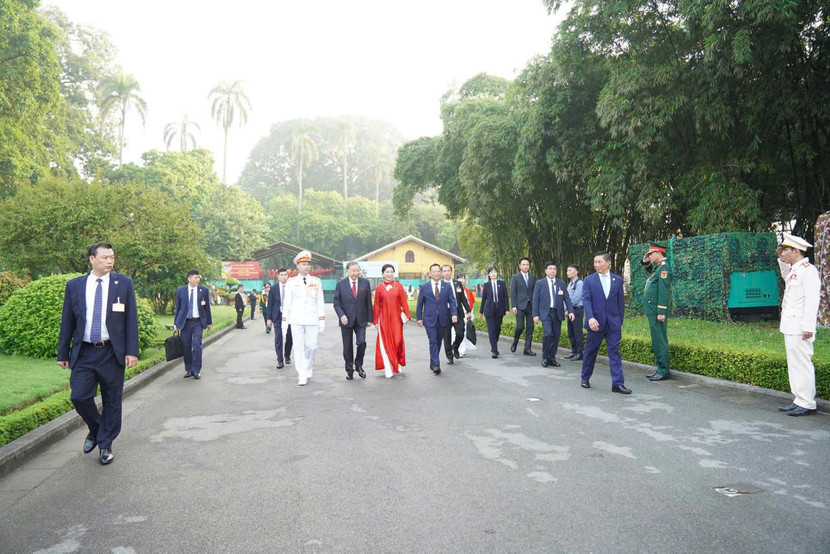 Lực lượng Cảnh vệ bảo vệ các đồng chí lãnh đạo Đảng, Nhà nước đến dự Đại lễ A80