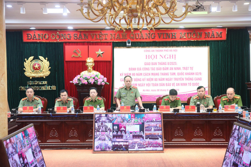 Trung tướng Nguyễn Thanh Tùng - Ủy viên Ban Thường vụ Thành ủy, Bí thư Đảng ủy, Giám đốc CATP phát biểu chỉ đạo hội nghị