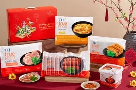 TH true FOOD: Trao trọn tâm ý qua hộp quà Tết đượm hương vị tình thân