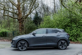 Xu hướng chọn xe của gia đình Việt thời 'bão' giá xăng: Đủ tiện nghi nhưng phải 'dễ nuôi'