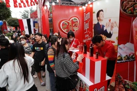 Xác thực hàng chính hãng bằng mã QR Code trên chai nước mắm Nam Ngư