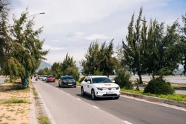 Người dùng VinFast VF 8: Cảm giác như lái 'siêu xe', với chi phí chưa tới 1 tỷ đồng 