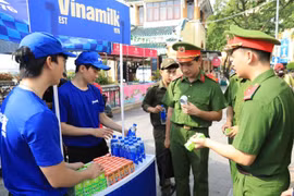 Vinamilk hỗ trợ 40.000 sản phẩm dinh dưỡng cho chương trình ‘Tổ quốc bình yên’