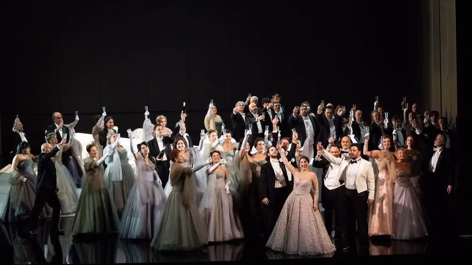Hơn 120 nghệ sĩ Italia mang kiệt tác Opera đến Hà Nội 