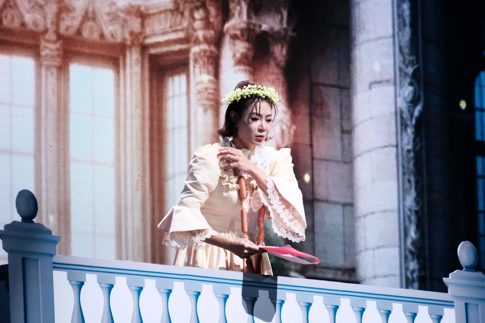 "Romeo và Juliet" mở màn "Gala Cười 2026"