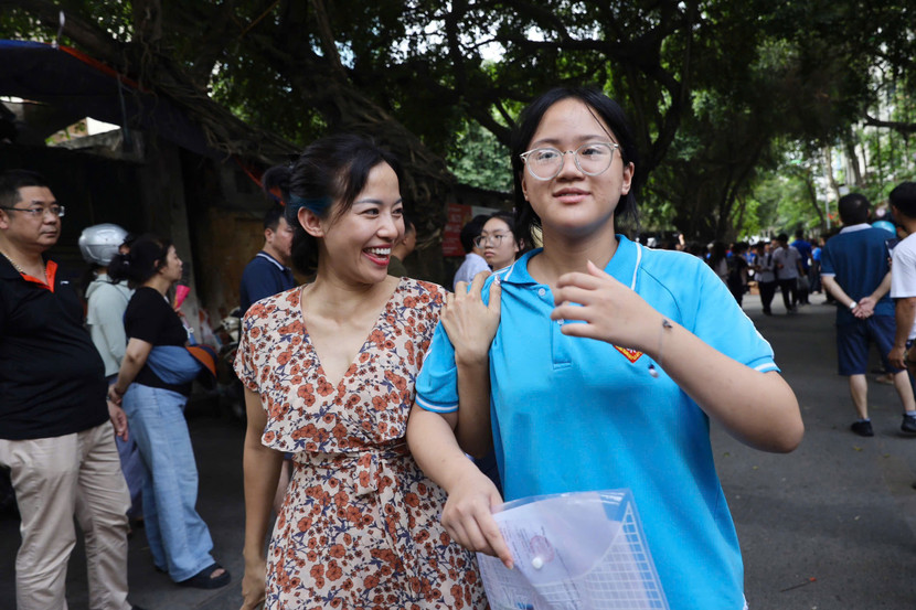 Sau gần 1 tháng dự thi lớp 10, thí sinh đã có thể biết kết quả trúng tuyển vào chiều tối 4-7 Sau gần 1 tháng dự thi lớp 10, thí sinh đã có thể biết kết quả trúng tuyển vào chiều tối 4-7