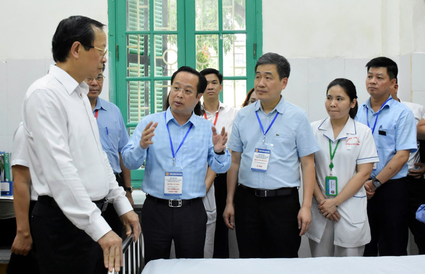 Hà Nội có số thí sinh dự thi tốt nghiệp bằng 1/10 cả nước, tăng 15.000 em so với năm 2024