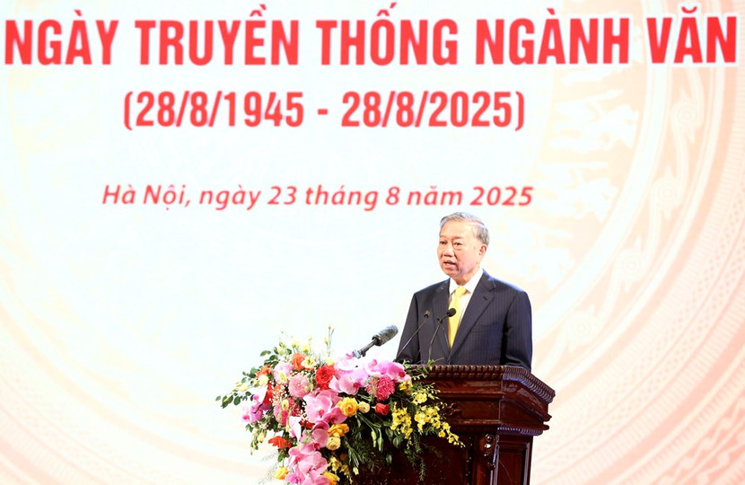 Tổng Bí thư Tô Lâm phát biểu chỉ đạo tại Lễ kỷ niệm 80 năm Ngày truyền thống Ngành Văn hóa (28/8/1945 - 28/8/2025) (ảnh: Trần Huấn) Tổng Bí thư Tô Lâm phát biểu chỉ đạo tại Lễ kỷ niệm 80 năm Ngày truyền thống Ngành Văn hóa (28/8/1945 - 28/8/2025) (ảnh: Trần Huấn)