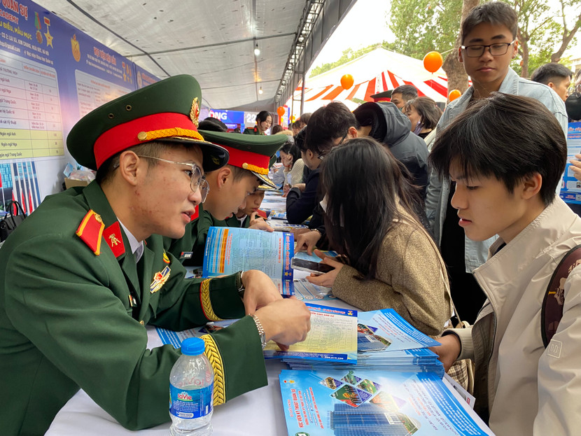 Năm 2025, khối các trường quân đội giảm gần 1.000 chỉ tiêu tuyển sinh hệ quân sự