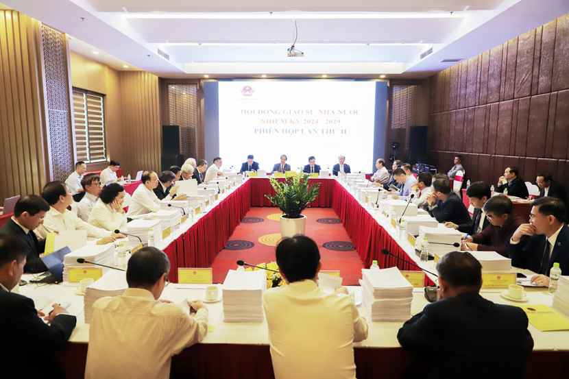 Năm 2024, Hội đồng Giáo sư Nhà nước công nhận 615 ứng viên đạt tiêu chuẩn chức danh giáo sư, phó giáo sư