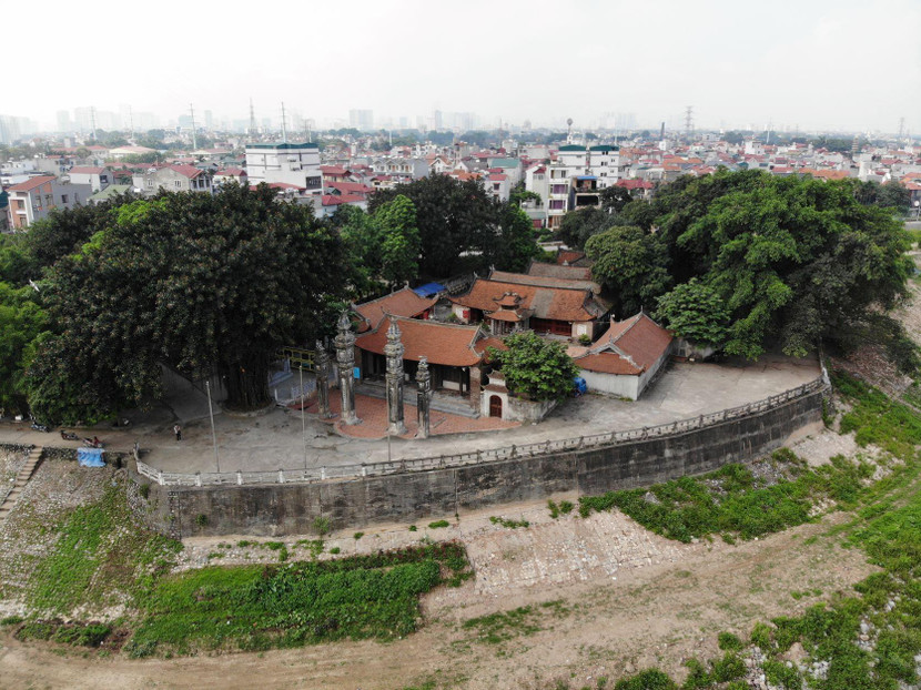 Đình Chèm nhìn từ trên cao (ảnh: Trần Trung Hiếu) Đình Chèm nhìn từ trên cao (ảnh: Trần Trung Hiếu)