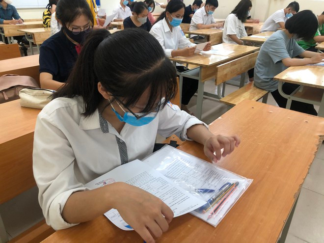 Bộ GD-ĐT cho biết, kỳ thi tốt nghiệp THPT chỉ diễn ra trong 2 ngày nhưng cần chuẩn bị ít nhất 2 tháng Bộ GD-ĐT cho biết, kỳ thi tốt nghiệp THPT chỉ diễn ra trong 2 ngày nhưng cần chuẩn bị ít nhất 2 tháng