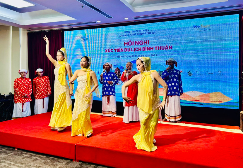 Hội nghị xúc tiến du lịch Bình Thuận vừa được tổ chức ở Hà Nội trong khuôn khổ Hội chợ Du lịch Quốc tế Việt Nam - VITM Hà Nội 2025