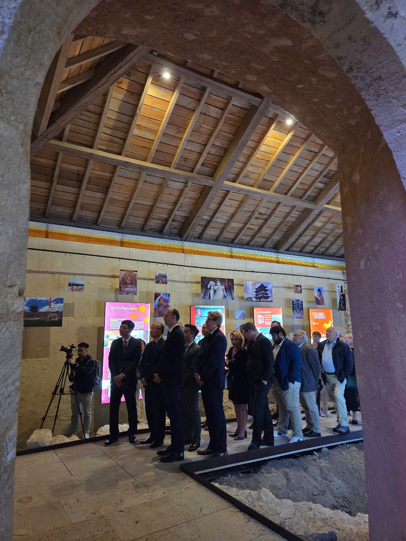 Không gian trưng bày thu hút sự tham dự của đông đảo du khách