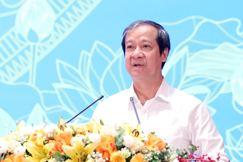 Bộ trưởng Bộ GD-ĐT chia sẻ từ khoá cho năm học mới này là “triển khai” rất nhiều quyết sách lớn về giáo dục và đào tạo