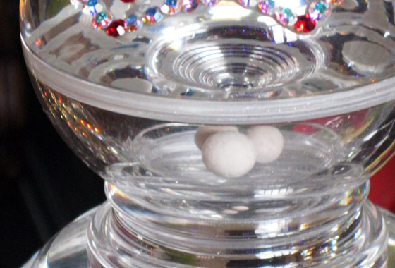 Bảo tháp của tu viện Bát Nhã vừa được xây dựng là nơi an vị Xá lợi Đức Phật và tượng vàng Bồ Tát Bảo tháp của tu viện Bát Nhã vừa được xây dựng là nơi an vị Xá lợi Đức Phật và tượng vàng Bồ Tát