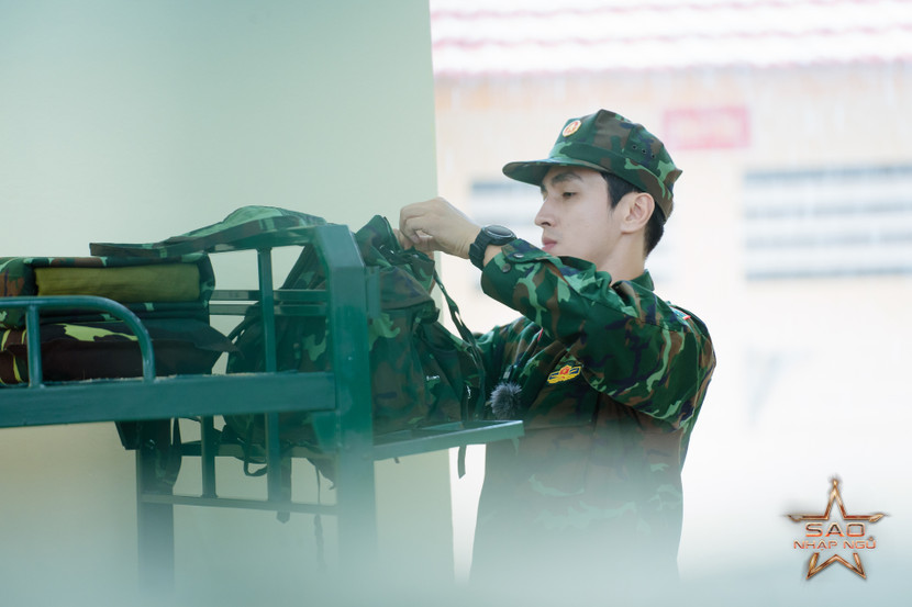 Bình An khiến đồng đội bất ngờ khi xuất hiện với chiếc balo gần như trống rỗng Bình An khiến đồng đội bất ngờ khi xuất hiện với chiếc balo gần như trống rỗng