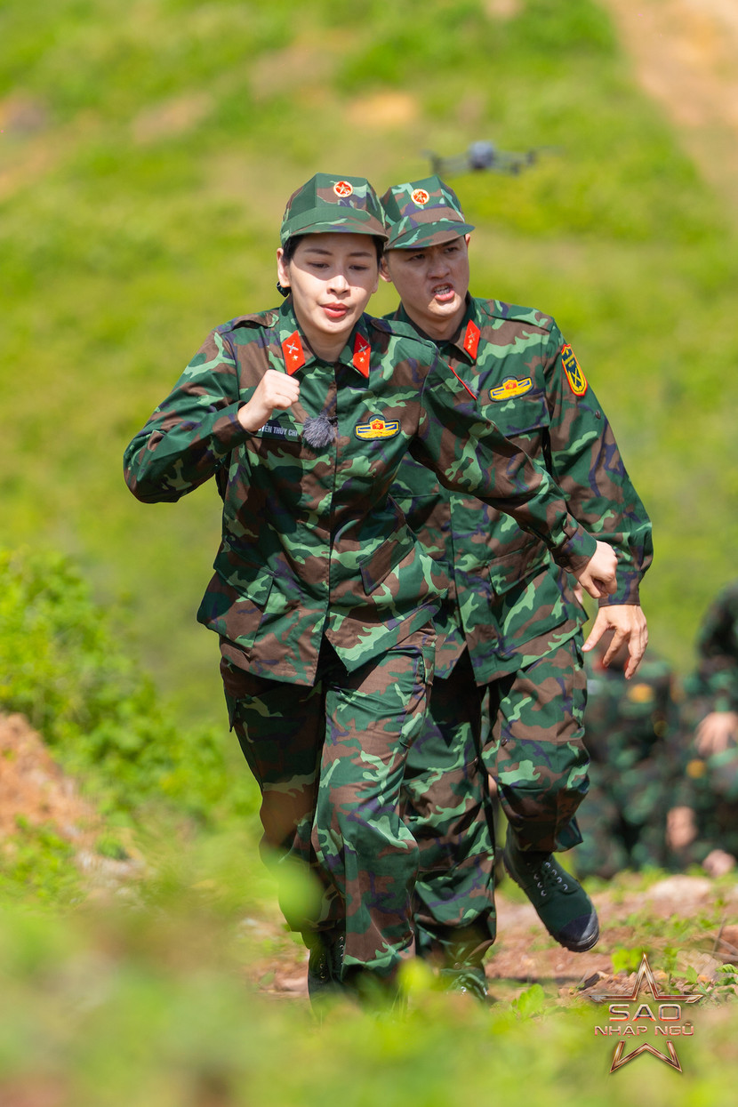 “Cứ đi đi, để trưởng thành hơn” chính là lời động viên mà Chi Pu nhận được từ bố mẹ “Cứ đi đi, để trưởng thành hơn” chính là lời động viên mà Chi Pu nhận được từ bố mẹ