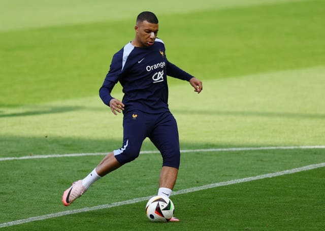 Mbappe chưa ghi bàn nào ở đấu trường EURO