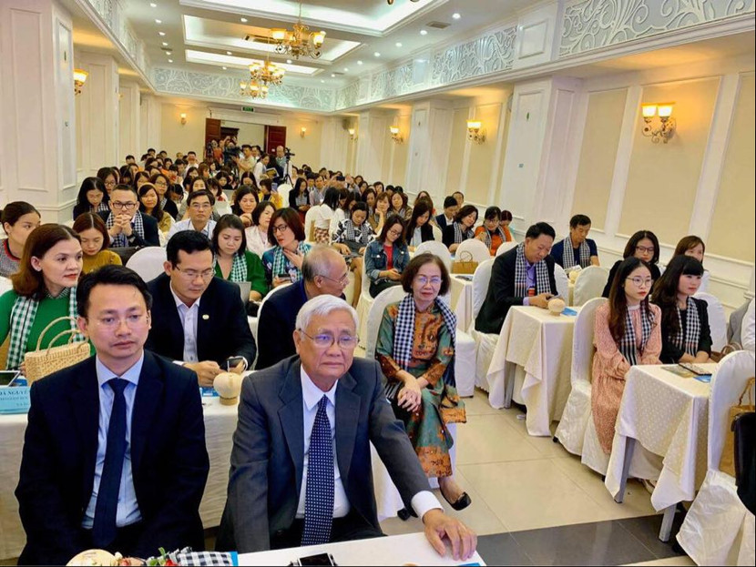 Chương trình quảng bá du lịch với tên gọi "Kết nối tuyến du lịch sông nước hữu tình" của hai tỉnh Trà Vinh- Bến Tre nhận được sự quan tâm của đông đảo các hãng lữ hành phía Bắc Chương trình quảng bá du lịch với tên gọi "Kết nối tuyến du lịch sông nước hữu tình" của hai tỉnh Trà Vinh- Bến Tre nhận được sự quan tâm của đông đảo các hãng lữ hành phía Bắc