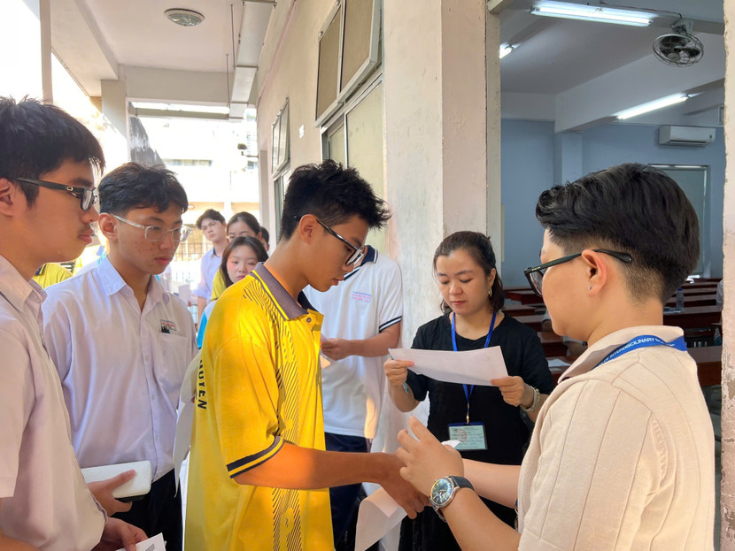 Theo Bộ GD&amp;ĐT, bài thi đánh giá năng lực cần đảm bảo chuẩn chất lượng đầu vào với các phương thức xét tuyển đại học.