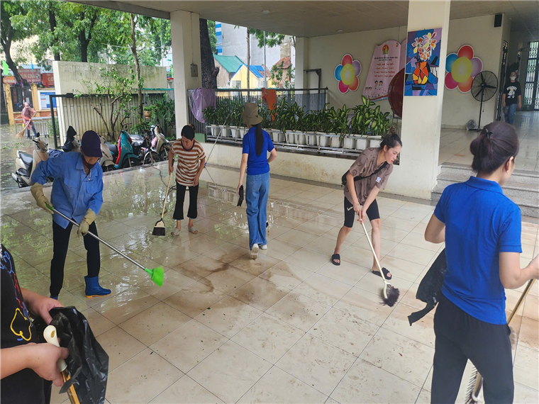 Gần 2.900 trường học Hà Nội đã khắc phục ảnh hưởng bão số 3 để đón học sinh đến trường ngày 9/9