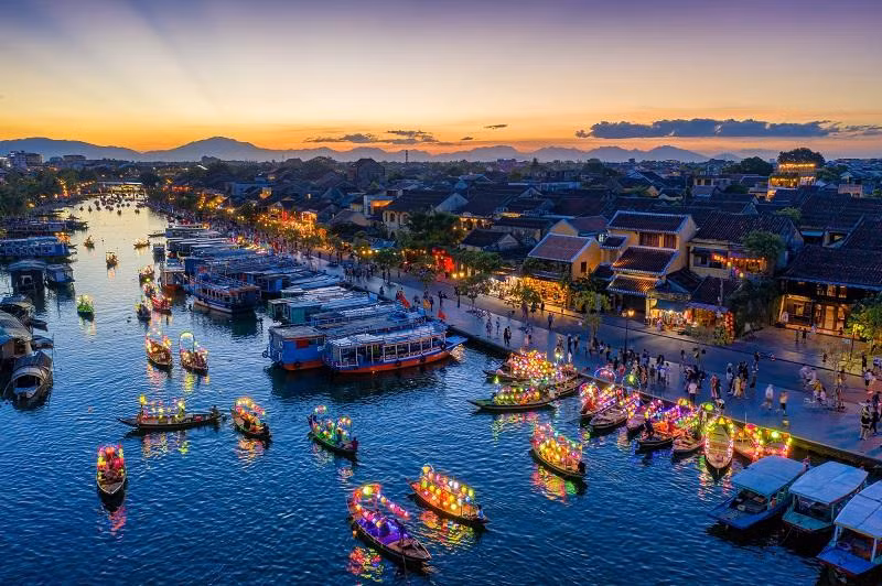 Phát triển thị trường du lịch nội địa được xem là giải pháp khả thi cho ngành du lịch Việt phục hồi sau đại dịch (ảnh Trần Minh Lương) Phát triển thị trường du lịch nội địa được xem là giải pháp khả thi cho ngành du lịch Việt phục hồi sau đại dịch (ảnh Trần Minh Lương)