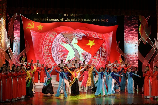 Không chỉ là công cụ tuyên truyền, đấu tranh, văn hóa còn thực sự là một nguồn sức mạnh nội sinh mạnh mẽ, cổ vũ, thôi thúc quân và dân ta đánh thắng giặc ngoại xâm, thống nhất đất nước