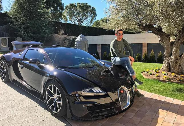 Bộ sưu tập siêu xe của Ronaldo sẽ phải bỏ xó khi Rangnick nắm quyền