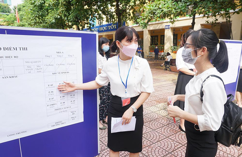 Từ 13h30 ngày 1-7, học sinh bắt buộc làm thủ tục xác nhận nhập học lớp 10 năm học 2021-2022 Từ 13h30 ngày 1-7, học sinh bắt buộc làm thủ tục xác nhận nhập học lớp 10 năm học 2021-2022