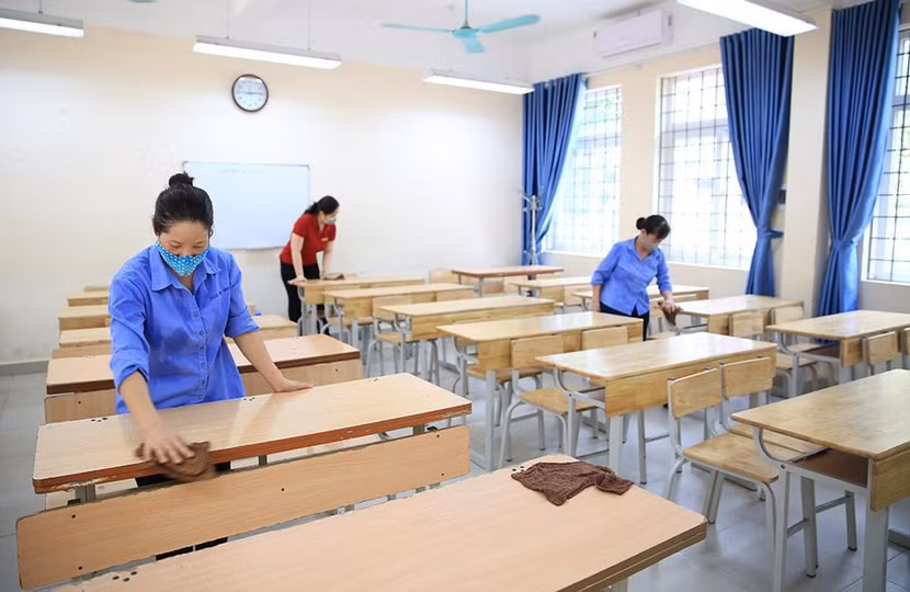 184 điểm thi lớp 10 của Hà Nội đang tăng cường công tác phòng chống dịch Covid-19 theo đúng quy định