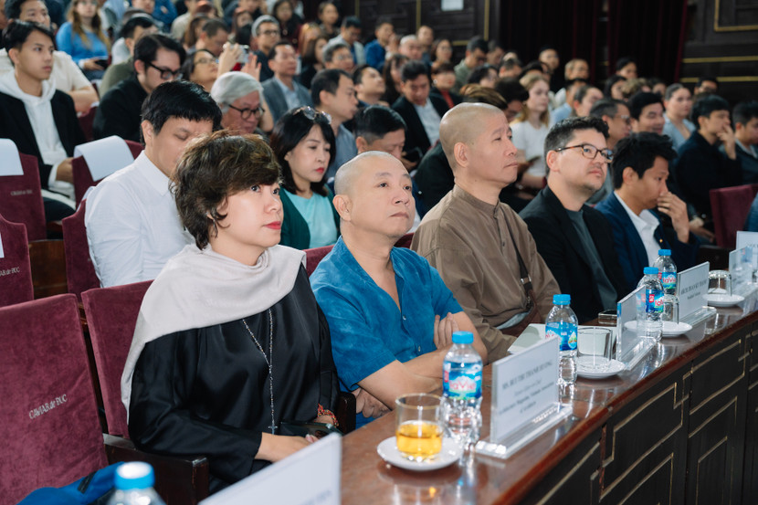 Các đại biểu, khách mời, kiến trúc sư tham dự Toạ đàm