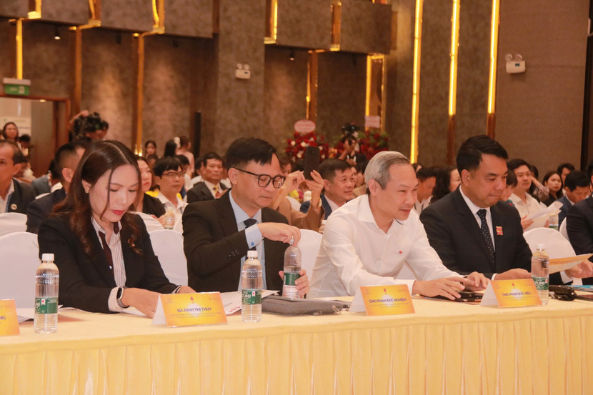 Tọa đàm “Kỷ nguyên mới – Kỷ nguyên vươn mình phát triển giàu mạnh, thịnh vượng của dân tộc” do Hiệp hội Doanh nghiệp nhỏ và vừa thành phố Hà Nội tổ chức chiều 10-5 Tọa đàm “Kỷ nguyên mới – Kỷ nguyên vươn mình phát triển giàu mạnh, thịnh vượng của dân tộc” do Hiệp hội Doanh nghiệp nhỏ và vừa thành phố Hà Nội tổ chức chiều 10-5