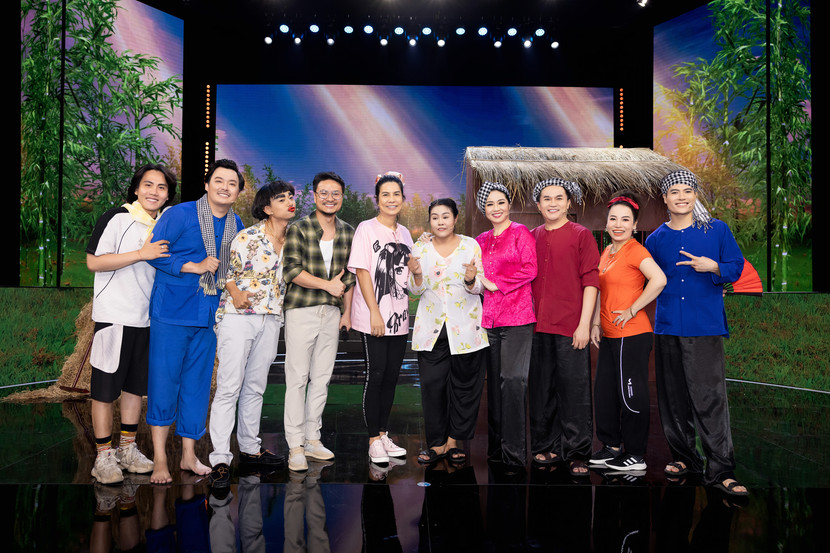 Đạo diễn Hoàng Nhật Nam và các diễn viên tham gia chương trình