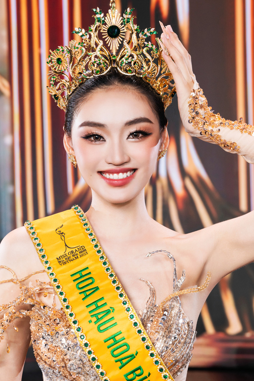 Nguyễn Thị Yến Nhi đến từ Đắk Lắk Miss Grand Vietnam – Hoa hậu Hòa bình Việt Nam 2025 Nguyễn Thị Yến Nhi đến từ Đắk Lắk Miss Grand Vietnam – Hoa hậu Hòa bình Việt Nam 2025
