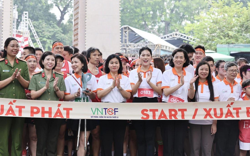 Sự kiện "Phụ nữ chạy hưởng ứng Vì môi trường không khói thuốc" hướng tới kỷ niệm 95 năm thành lập Hội Liên hiệp Phụ nữ Việt Nam (1930-2025) và Ngày Phụ nữ Việt Nam 20/10 Sự kiện "Phụ nữ chạy hưởng ứng Vì môi trường không khói thuốc" hướng tới kỷ niệm 95 năm thành lập Hội Liên hiệp Phụ nữ Việt Nam (1930-2025) và Ngày Phụ nữ Việt Nam 20/10
