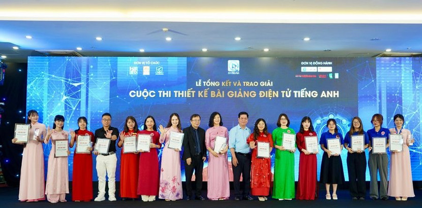 248 trên tổng số 7.500 giáo viên đoạt giải Cuộc thi Thiết kế bài giảng điện tử tiếng Anh 248 trên tổng số 7.500 giáo viên đoạt giải Cuộc thi Thiết kế bài giảng điện tử tiếng Anh