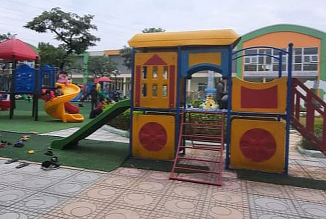 Khu vui chơi của trẻ tại trường MN Đông La, Hoài Đức Khu vui chơi của trẻ tại trường MN Đông La, Hoài Đức
