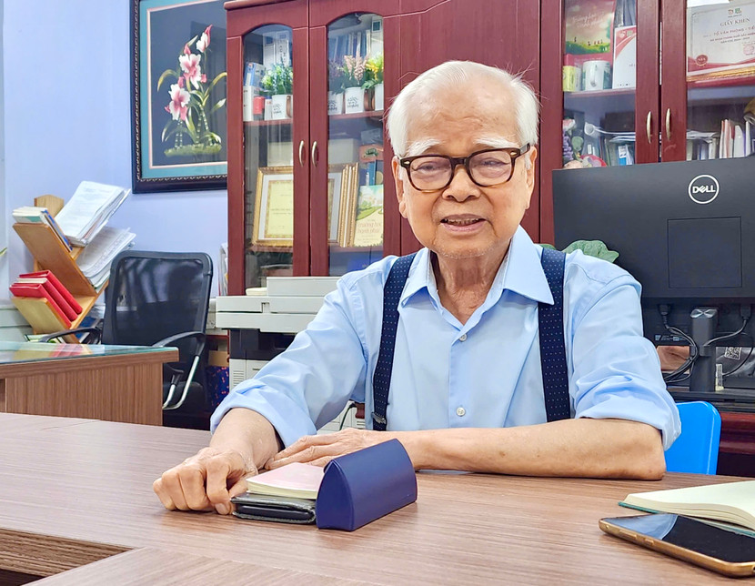 Thầy Nguyễn Văn Hòa, công dân Thủ đô ưu tú năm 2025 khẳng định, nghề giáo vừa vinh quang vừa nhiều gian nan, nhưng đó là nghề cao quý nhất