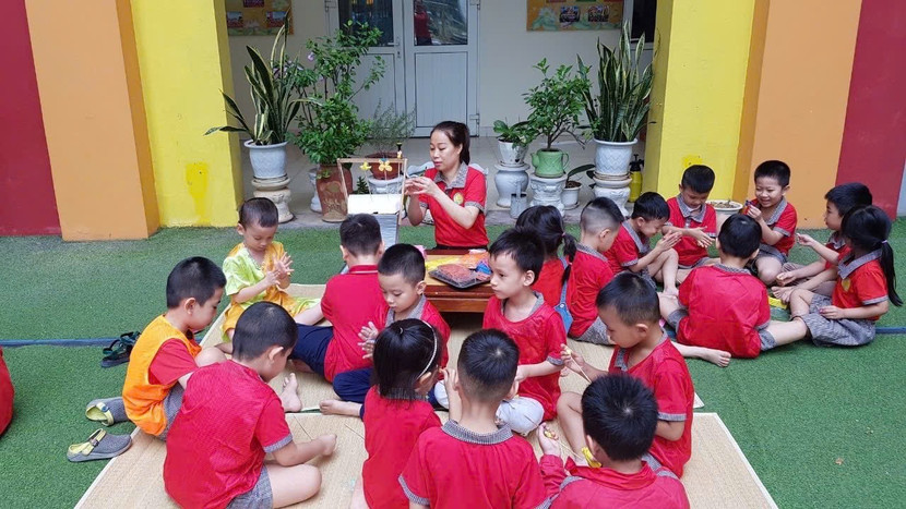 Cô giáo Cao Thị Thu Hiền, trường mầm non Phương Mai vượt qua bệnh hiểm nghèo bởi tình yêu học trò