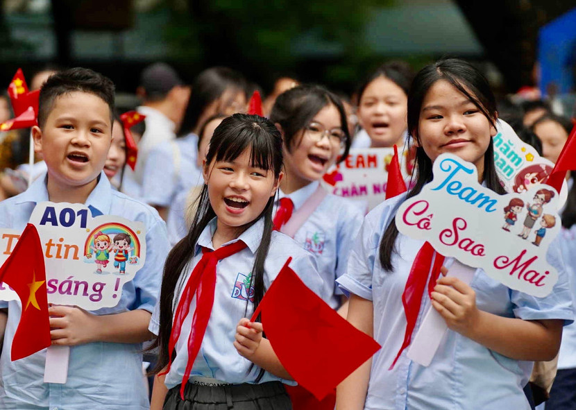 Bộ GD-ĐT đề nghị đánh giá toàn diện các phương án sắp xếp trường học để không gây xáo trộn ảnh 1