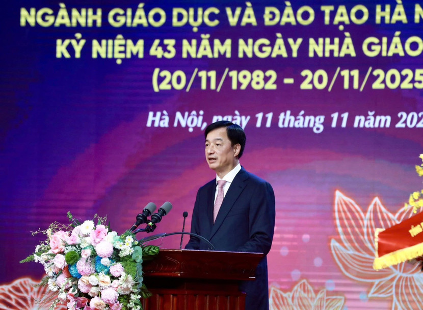 Ủy viên Bộ Chính trị, Bí thư Thành ủy Hà Nội Nguyễn Duy Ngọc phát biểu tại buổi lễ