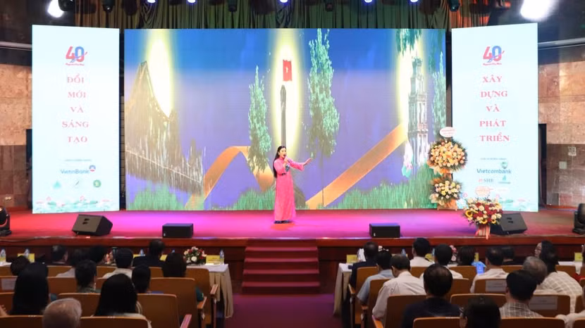 Tạp chí Người Hà Nội tổ chức Lễ kỷ niệm 40 năm Ngày thành lập (8/5/1985 - 8/5/2025)