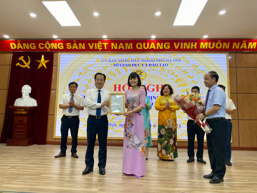 Sở GD-ĐT Hà Nội kiện toàn, thành lập 8 câu lạc bộ trực thuộc Sở nhằm tham góp cho ngành giáo dục Thủ đô Sở GD-ĐT Hà Nội kiện toàn, thành lập 8 câu lạc bộ trực thuộc Sở nhằm tham góp cho ngành giáo dục Thủ đô
