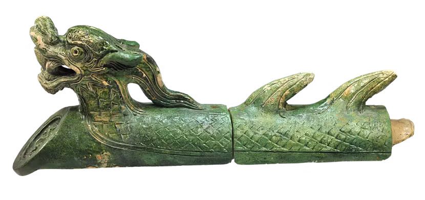 Ngói rồng men xanh lục thời Lê sơ (ảnh: Viện Nghiên cứu Kinh thành)