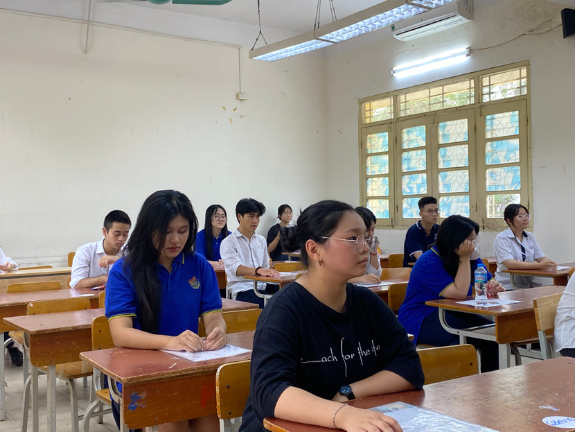 Ngày mai, từ 7h35 thí sinh làm bài thi đầu tiên là môn Ngữ Văn