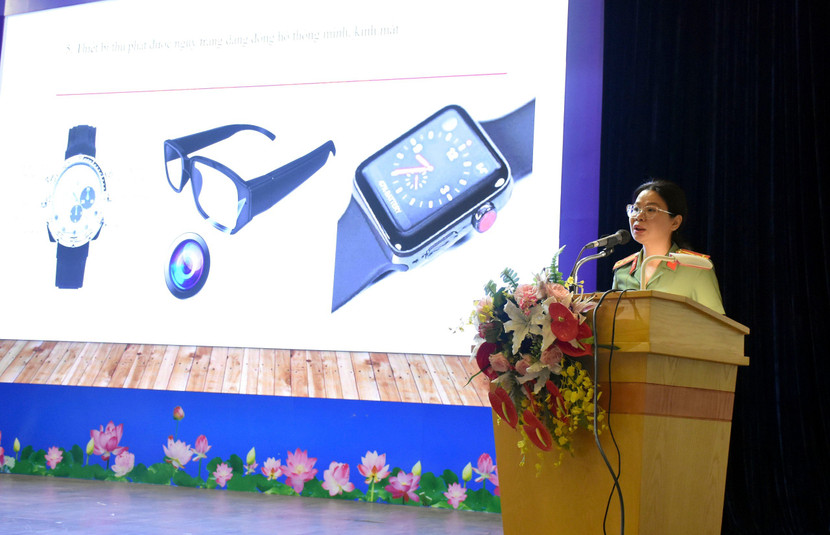 Hà Nội tập huấn giám thị coi thi tốt nghiệp THPT về thiết bị gian lận thi cử