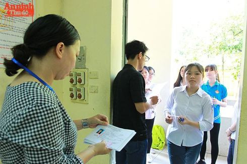 Nhiều trường ở Hà Nội tuyển sinh lớp 10 không cần chia theo khu vực Nhiều trường ở Hà Nội tuyển sinh lớp 10 không cần chia theo khu vực